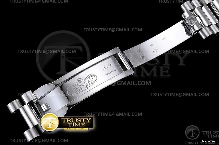 0910 ModernLook RDD0224B – DayDate 36mm 747